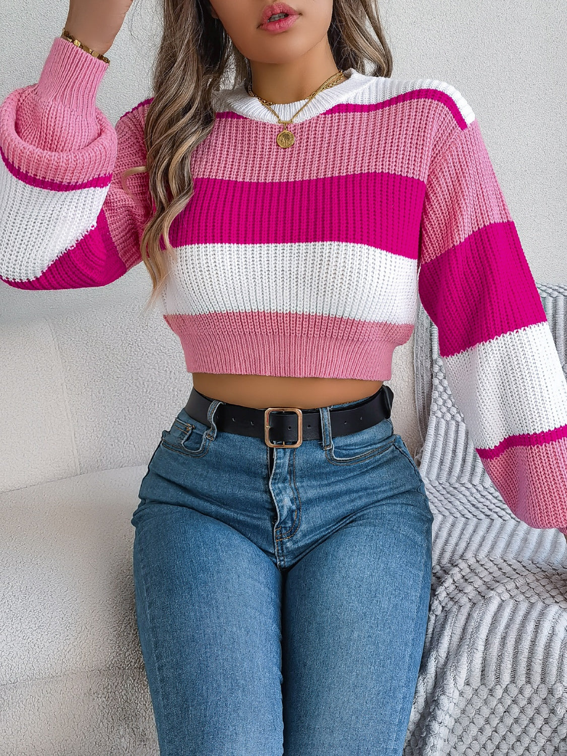 Color Block Round Neck Cropped Sweater | Trendy & Cozy